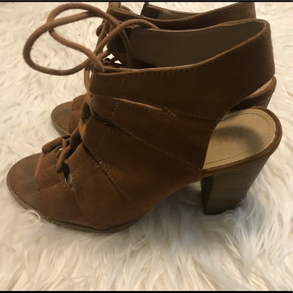 Reaction Kenneth Cole - Picture 2 of 3